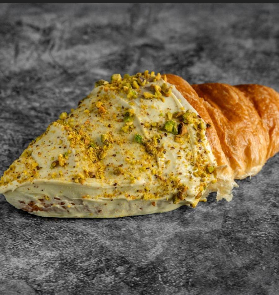 Pistachio Croissant